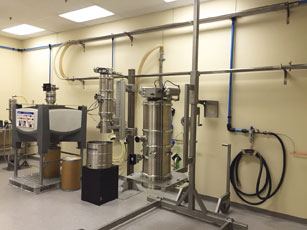 El laboratorio de pruebas de Volkmann en Bristol, PA, cuenta con equipos de manipulación de materiales a granel de tamaño completo y totalmente operativos.