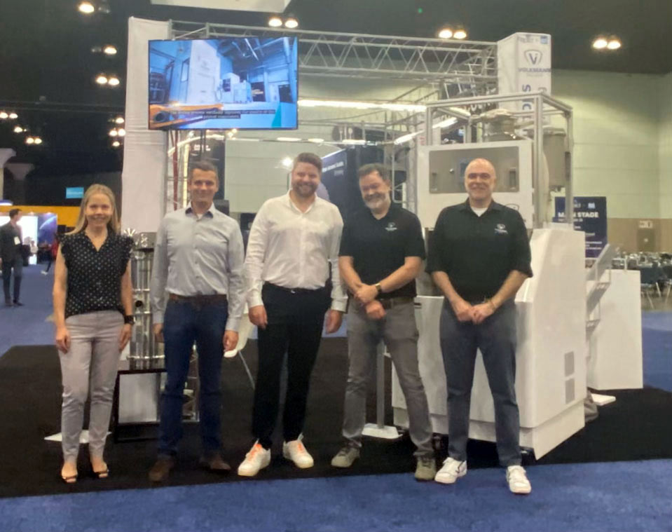 Personal de Volkmann en la feria RAPID+tct con equipos de fabricación aditiva de metal